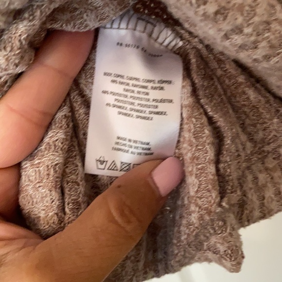 Anthropologie Akemi & Kin -Size S - Picture 4 of 4